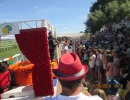 Les enfants fêtent les fleurs _1